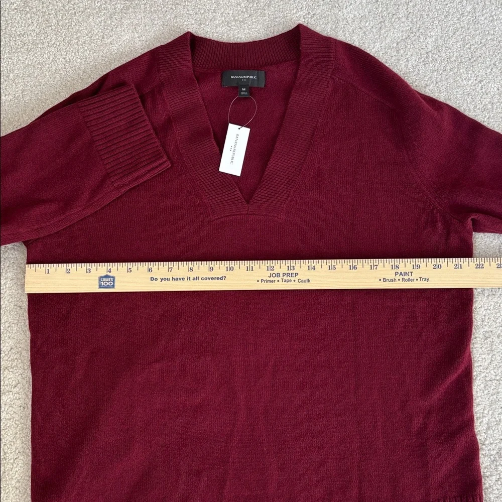 Banana Republic Soft Cotton Wool Burgundy Vneck Sweater Work Casual Men’s Medium